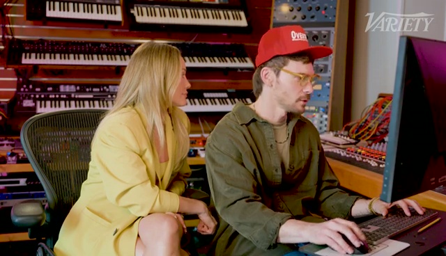 Daily-Duff-dot-nl_Variety_MatureBehindTheSong12996.jpg