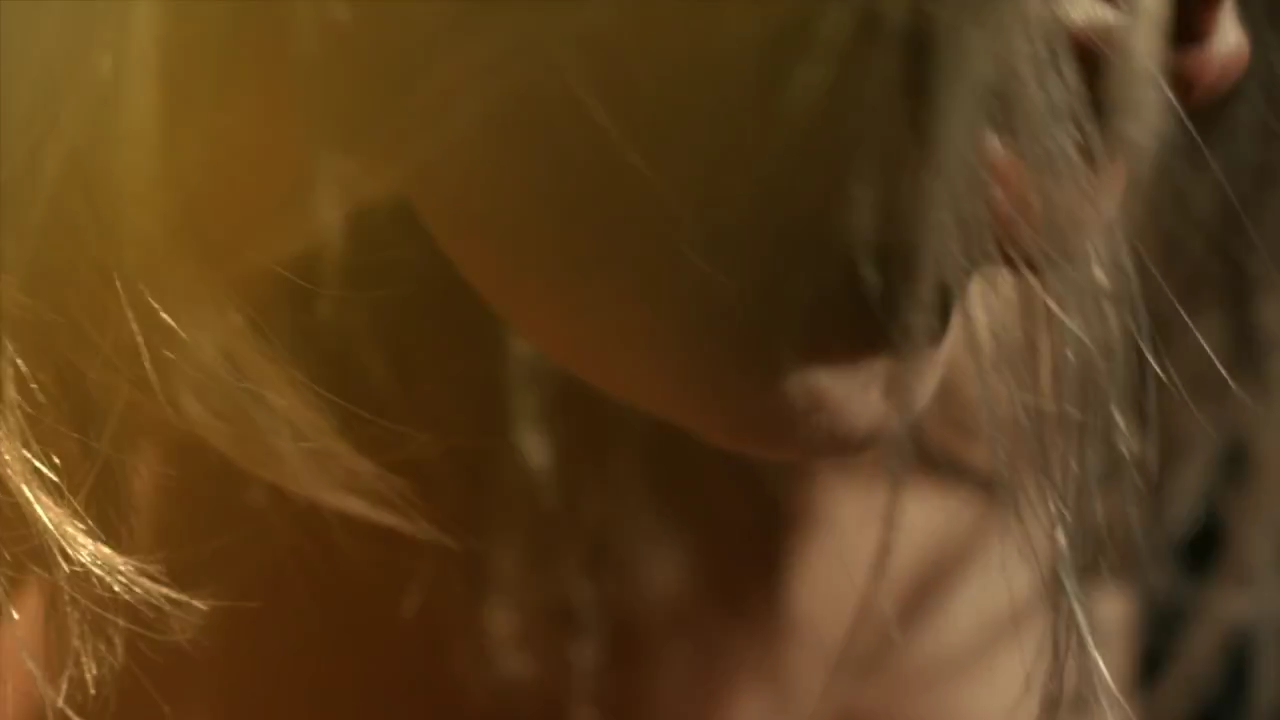 DailyDuff-dot-nl_AllAboutYouLyricsVideo0005.jpg DailyDuff-dot-nl_AllAboutYouLyricsVideo0005.jpg