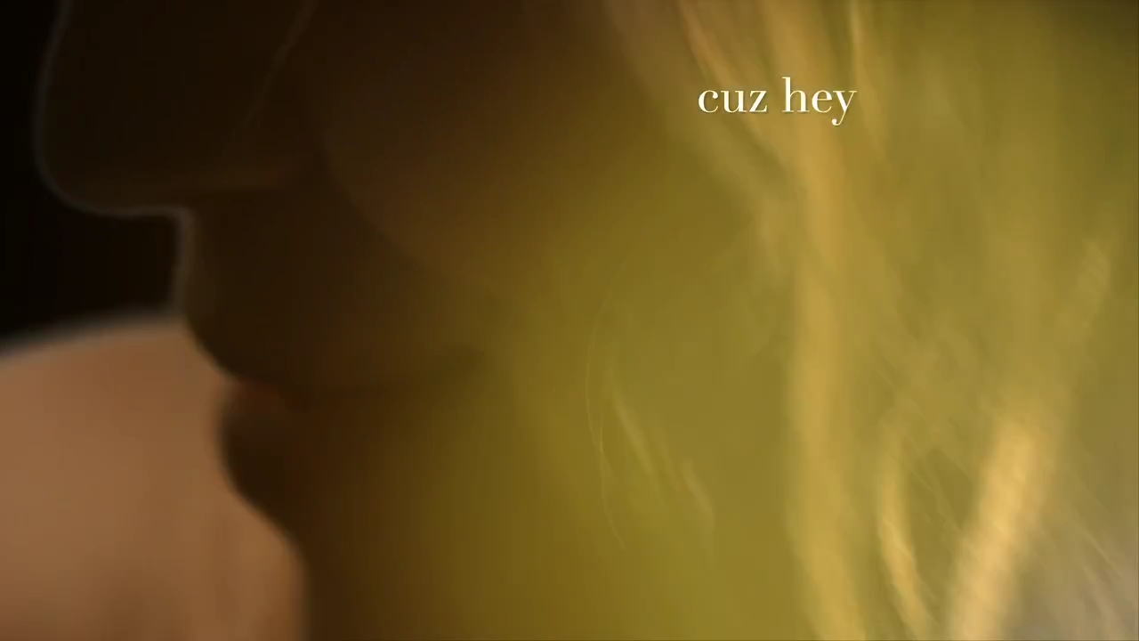 DailyDuff-dot-nl_AllAboutYouLyricsVideo0045.jpg