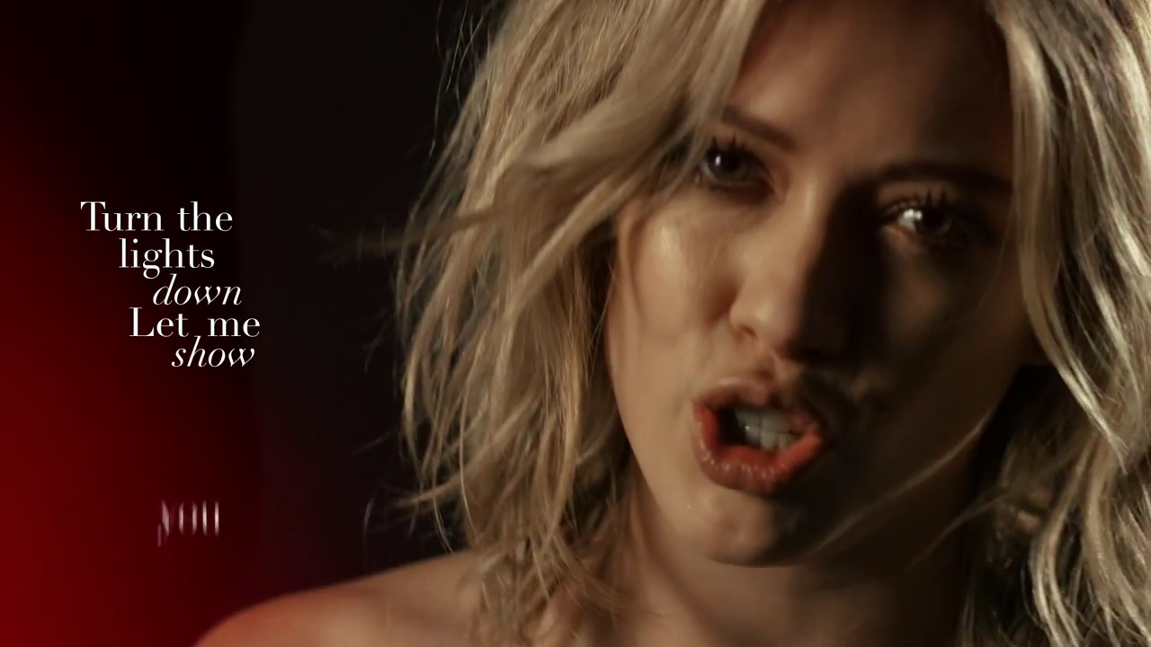 DailyDuff-dot-nl_AllAboutYouLyricsVideo0076.jpg DailyDuff-dot-nl_AllAboutYouLyricsVideo0076.jpg