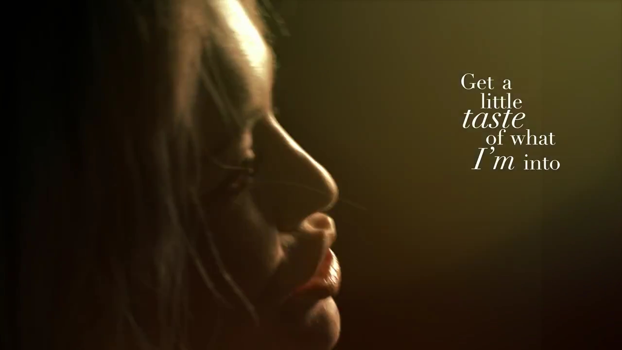 DailyDuff-dot-nl_AllAboutYouLyricsVideo0083.jpg DailyDuff-dot-nl_AllAboutYouLyricsVideo0083.jpg