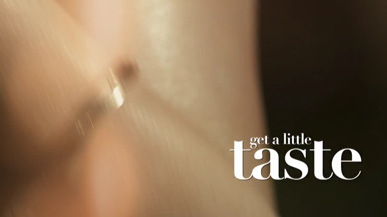 DailyDuff-dot-nl_AllAboutYouLyricsVideo0160.jpg DailyDuff-dot-nl_AllAboutYouLyricsVideo0160.jpg