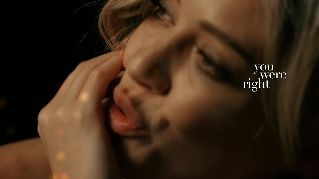 DailyDuff-dot-nl_AllAboutYouLyricsVideo0204.jpg DailyDuff-dot-nl_AllAboutYouLyricsVideo0204.jpg