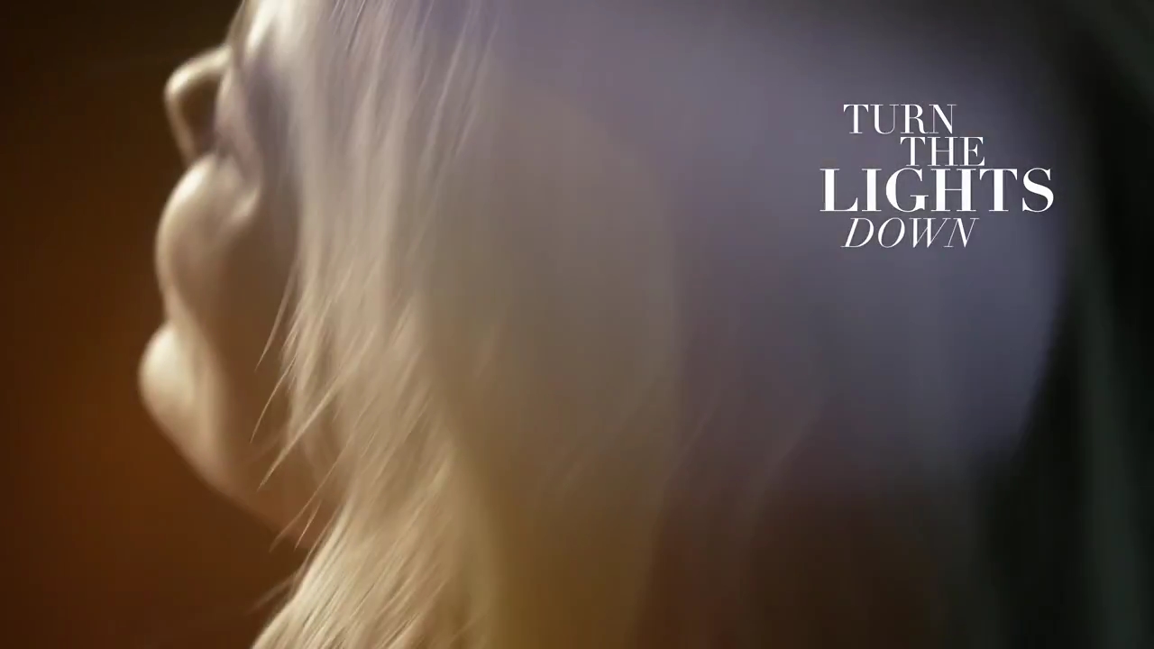 DailyDuff-dot-nl_AllAboutYouLyricsVideo0245.jpg DailyDuff-dot-nl_AllAboutYouLyricsVideo0245.jpg