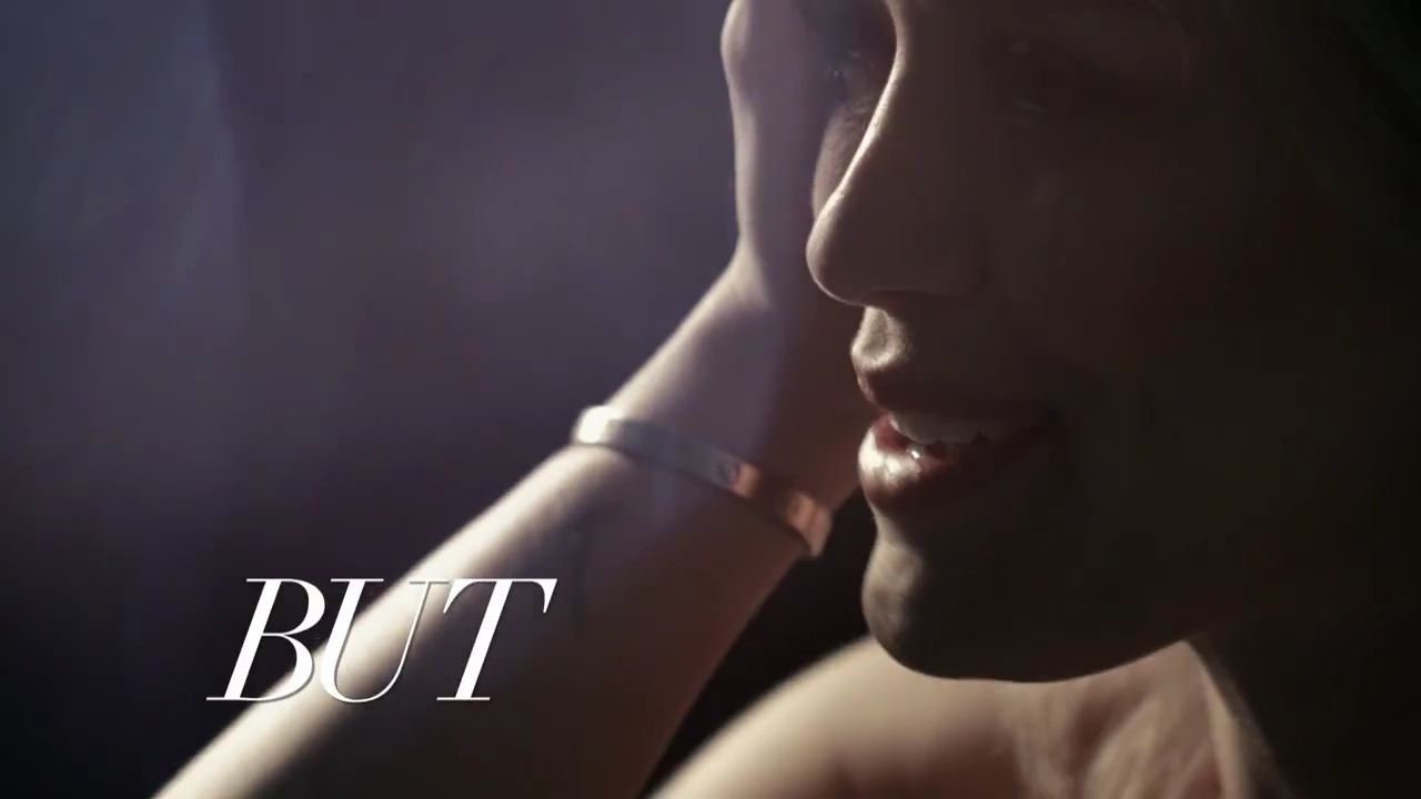 DailyDuff-dot-nl_AllAboutYouLyricsVideo0257.jpg DailyDuff-dot-nl_AllAboutYouLyricsVideo0257.jpg