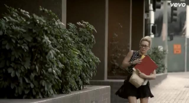 dailyduff-dot-nl-ChasingTheSun_MusicVideo0006.jpg dailyduff-dot-nl-ChasingTheSun_MusicVideo0006.jpg