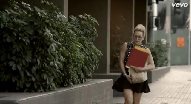dailyduff-dot-nl-ChasingTheSun_MusicVideo0007.jpg