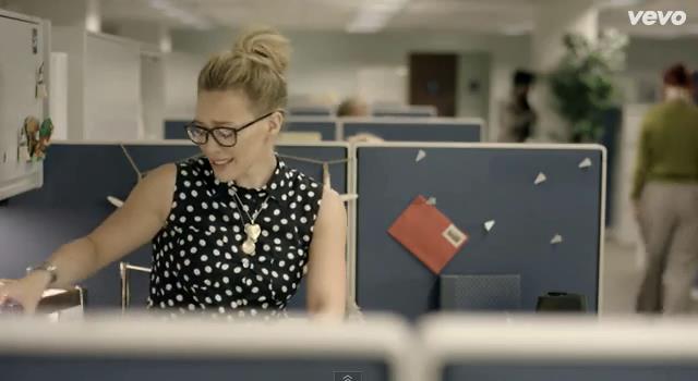 dailyduff-dot-nl-ChasingTheSun_MusicVideo0029.jpg
