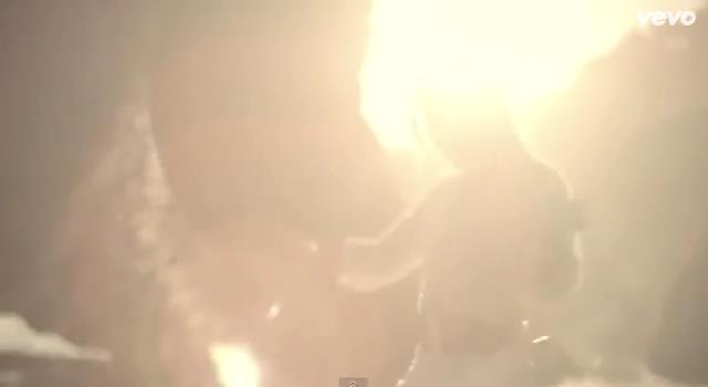 dailyduff-dot-nl-ChasingTheSun_MusicVideo0078.jpg dailyduff-dot-nl-ChasingTheSun_MusicVideo0078.jpg