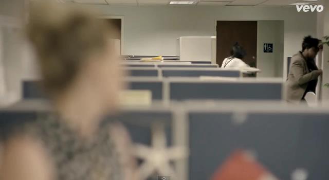 dailyduff-dot-nl-ChasingTheSun_MusicVideo0088.jpg dailyduff-dot-nl-ChasingTheSun_MusicVideo0088.jpg