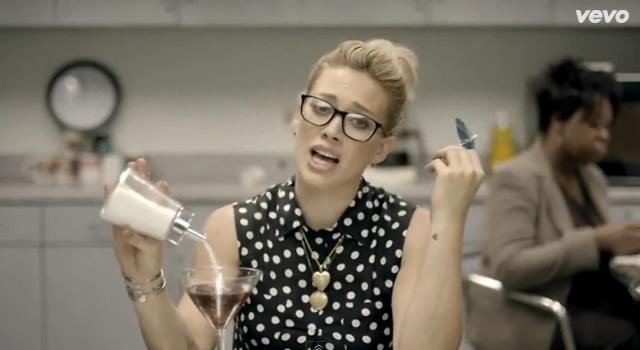 dailyduff-dot-nl-ChasingTheSun_MusicVideo0123.jpg