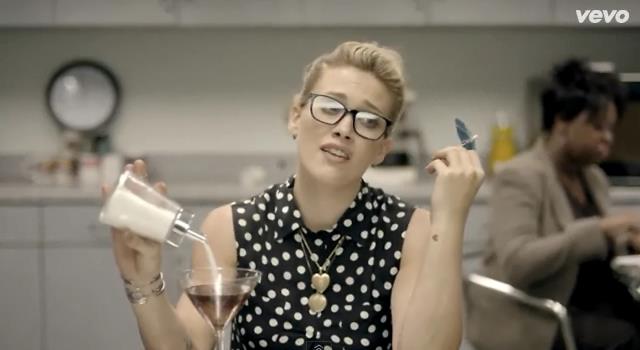 dailyduff-dot-nl-ChasingTheSun_MusicVideo0124.jpg