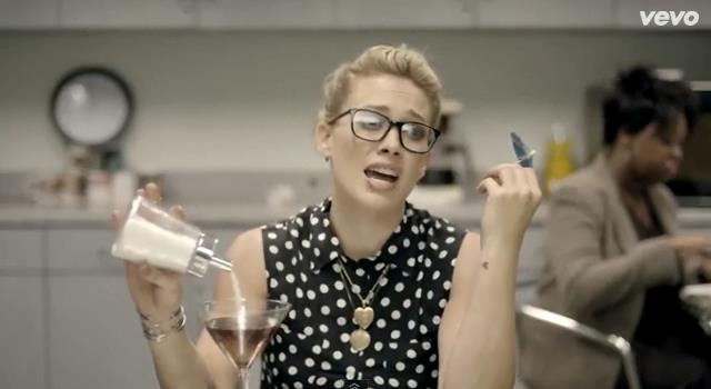 dailyduff-dot-nl-ChasingTheSun_MusicVideo0125.jpg