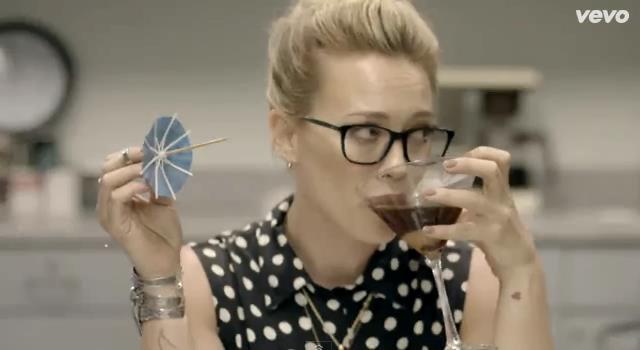 dailyduff-dot-nl-ChasingTheSun_MusicVideo0136.jpg dailyduff-dot-nl-ChasingTheSun_MusicVideo0136.jpg