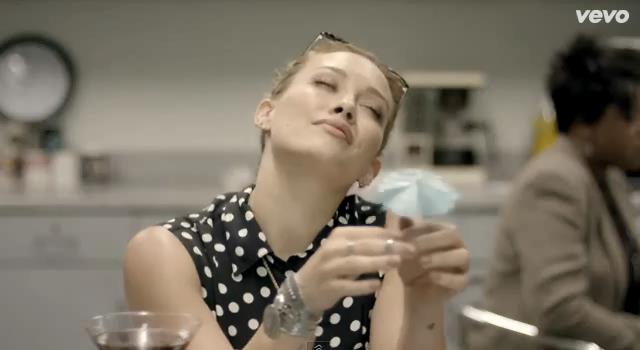 dailyduff-dot-nl-ChasingTheSun_MusicVideo0140.jpg dailyduff-dot-nl-ChasingTheSun_MusicVideo0140.jpg