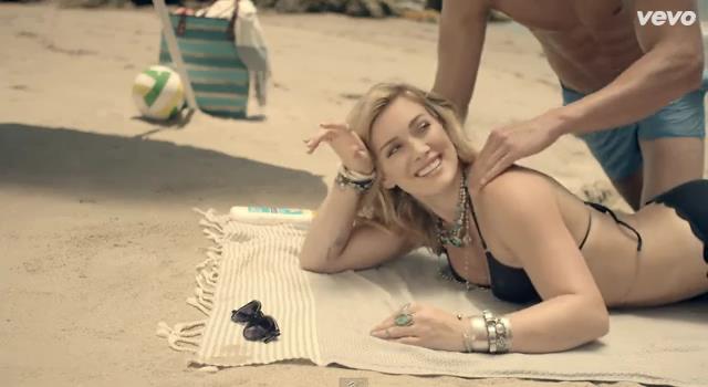 dailyduff-dot-nl-ChasingTheSun_MusicVideo0152.jpg dailyduff-dot-nl-ChasingTheSun_MusicVideo0152.jpg