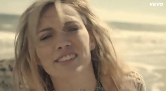 dailyduff-dot-nl-ChasingTheSun_MusicVideo0160.jpg