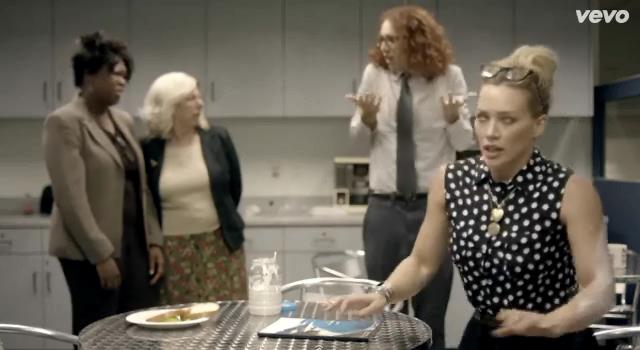 dailyduff-dot-nl-ChasingTheSun_MusicVideo0192.jpg dailyduff-dot-nl-ChasingTheSun_MusicVideo0192.jpg