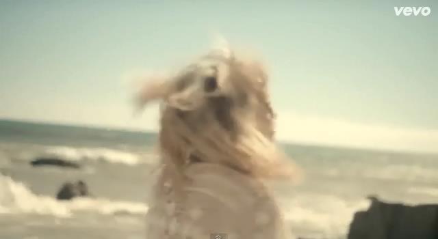 dailyduff-dot-nl-ChasingTheSun_MusicVideo0199.jpg dailyduff-dot-nl-ChasingTheSun_MusicVideo0199.jpg