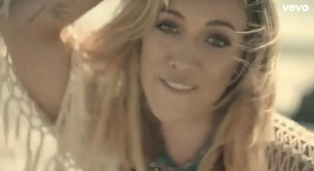 dailyduff-dot-nl-ChasingTheSun_MusicVideo0215.jpg dailyduff-dot-nl-ChasingTheSun_MusicVideo0215.jpg