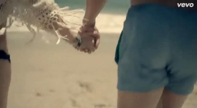 dailyduff-dot-nl-ChasingTheSun_MusicVideo0220.jpg dailyduff-dot-nl-ChasingTheSun_MusicVideo0220.jpg