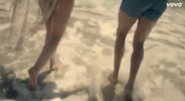 dailyduff-dot-nl-ChasingTheSun_MusicVideo0224.jpg dailyduff-dot-nl-ChasingTheSun_MusicVideo0224.jpg