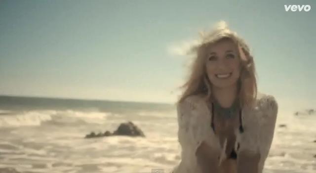 dailyduff-dot-nl-ChasingTheSun_MusicVideo0235.jpg dailyduff-dot-nl-ChasingTheSun_MusicVideo0235.jpg