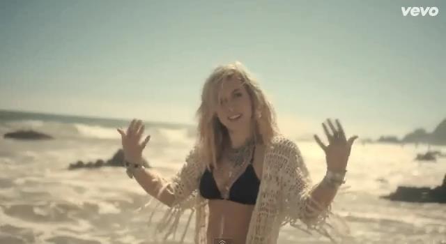 dailyduff-dot-nl-ChasingTheSun_MusicVideo0247.jpg dailyduff-dot-nl-ChasingTheSun_MusicVideo0247.jpg