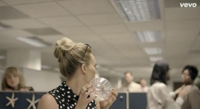 dailyduff-dot-nl-ChasingTheSun_MusicVideo0257.jpg dailyduff-dot-nl-ChasingTheSun_MusicVideo0257.jpg