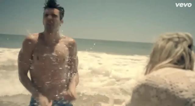 dailyduff-dot-nl-ChasingTheSun_MusicVideo0261.jpg dailyduff-dot-nl-ChasingTheSun_MusicVideo0261.jpg