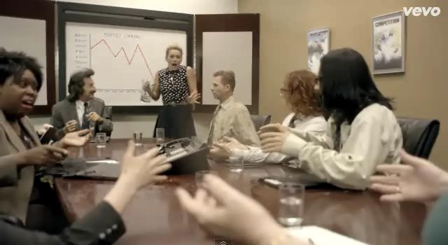 dailyduff-dot-nl-ChasingTheSun_MusicVideo0279.jpg dailyduff-dot-nl-ChasingTheSun_MusicVideo0279.jpg