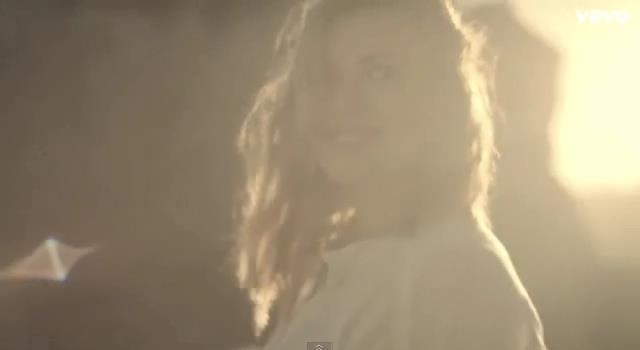 dailyduff-dot-nl-ChasingTheSun_MusicVideo0285.jpg
