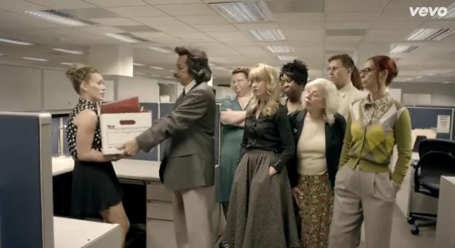 dailyduff-dot-nl-ChasingTheSun_MusicVideo0289.jpg