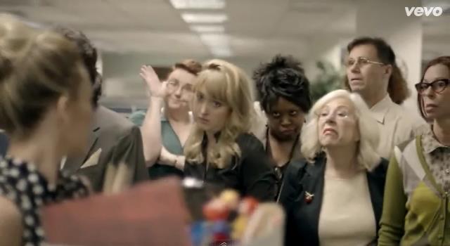 dailyduff-dot-nl-ChasingTheSun_MusicVideo0293.jpg dailyduff-dot-nl-ChasingTheSun_MusicVideo0293.jpg