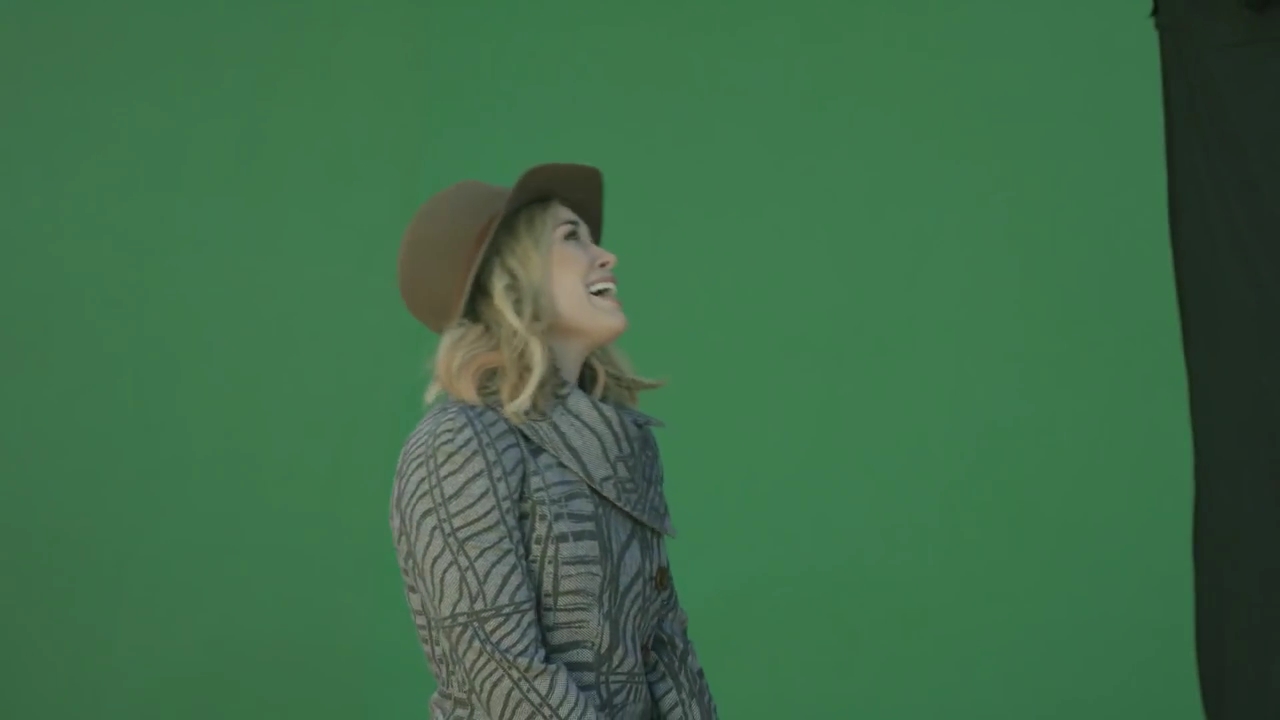 DailyDuff-dot-nl-ChasingTheSunBloopers0391.jpg DailyDuff-dot-nl-ChasingTheSunBloopers0391.jpg