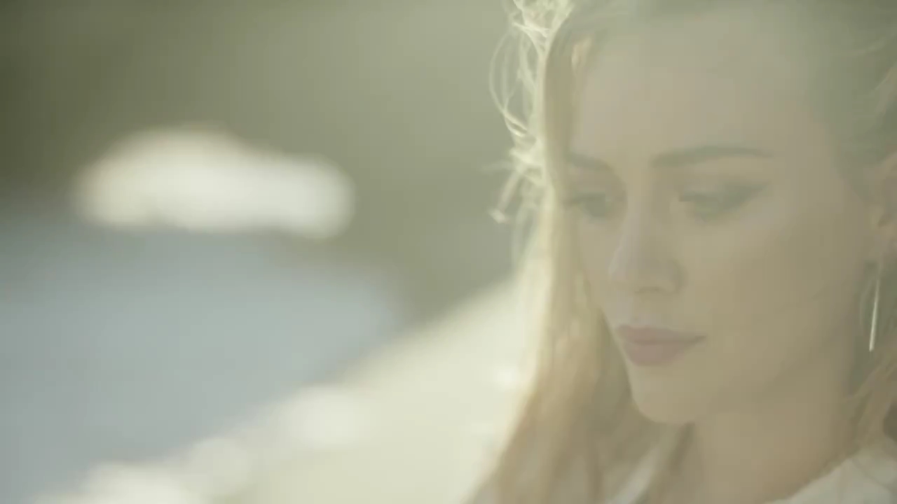 DailyDuff-dot-nl-ChasingTheSunBloopers0474.jpg DailyDuff-dot-nl-ChasingTheSunBloopers0474.jpg