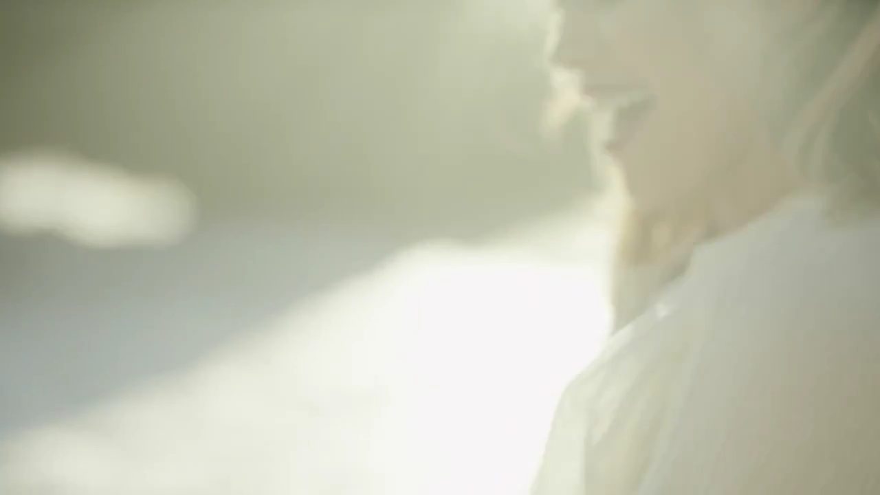 DailyDuff-dot-nl-ChasingTheSunBloopers0476.jpg DailyDuff-dot-nl-ChasingTheSunBloopers0476.jpg