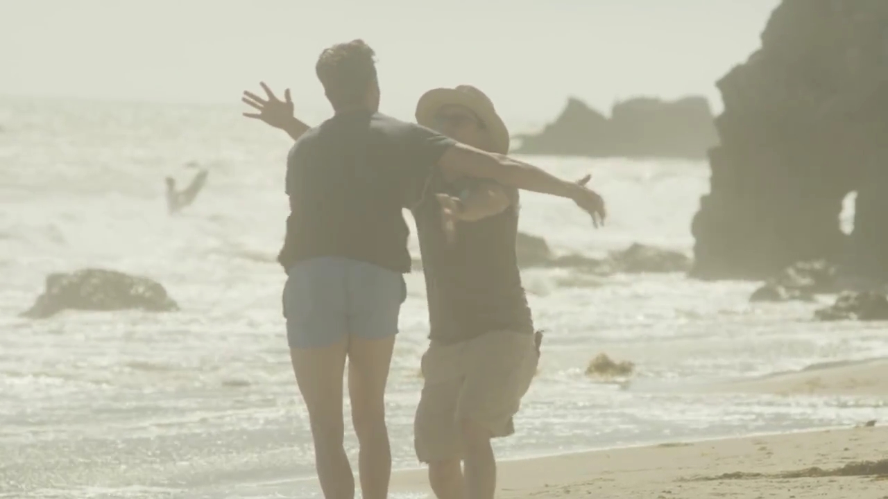 DailyDuff-dot-nl-ChasingTheSunBloopers0491.jpg DailyDuff-dot-nl-ChasingTheSunBloopers0491.jpg