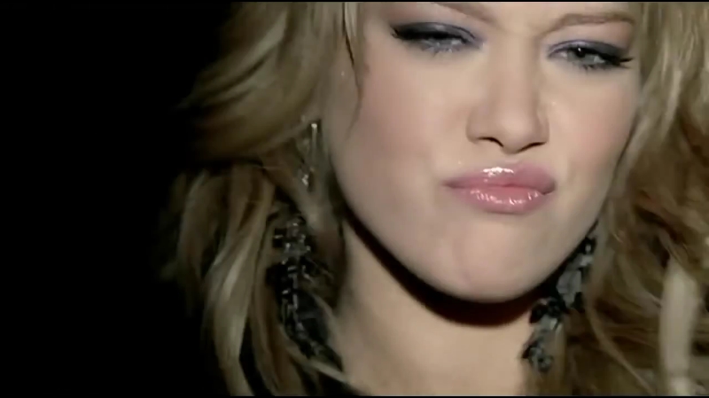 DailyDuff-dot-nl-OurLipsAreSealed0012.jpg