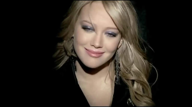 DailyDuff-dot-nl-OurLipsAreSealed0026.jpg