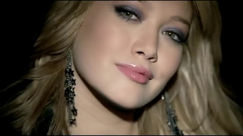 DailyDuff-dot-nl-OurLipsAreSealed0085.jpg