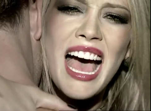 DailyDuff-dot-nl-ReachOut0113.jpg DailyDuff-dot-nl-ReachOut0113.jpg