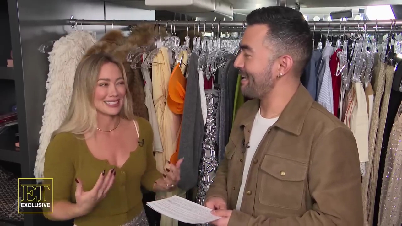 DailyDuff-dot-nl_2025ET-BehindTheScenesofRoommatesClip0170.jpg DailyDuff-dot-nl_2025ET-BehindTheScenesofRoommatesClip0170.jpg