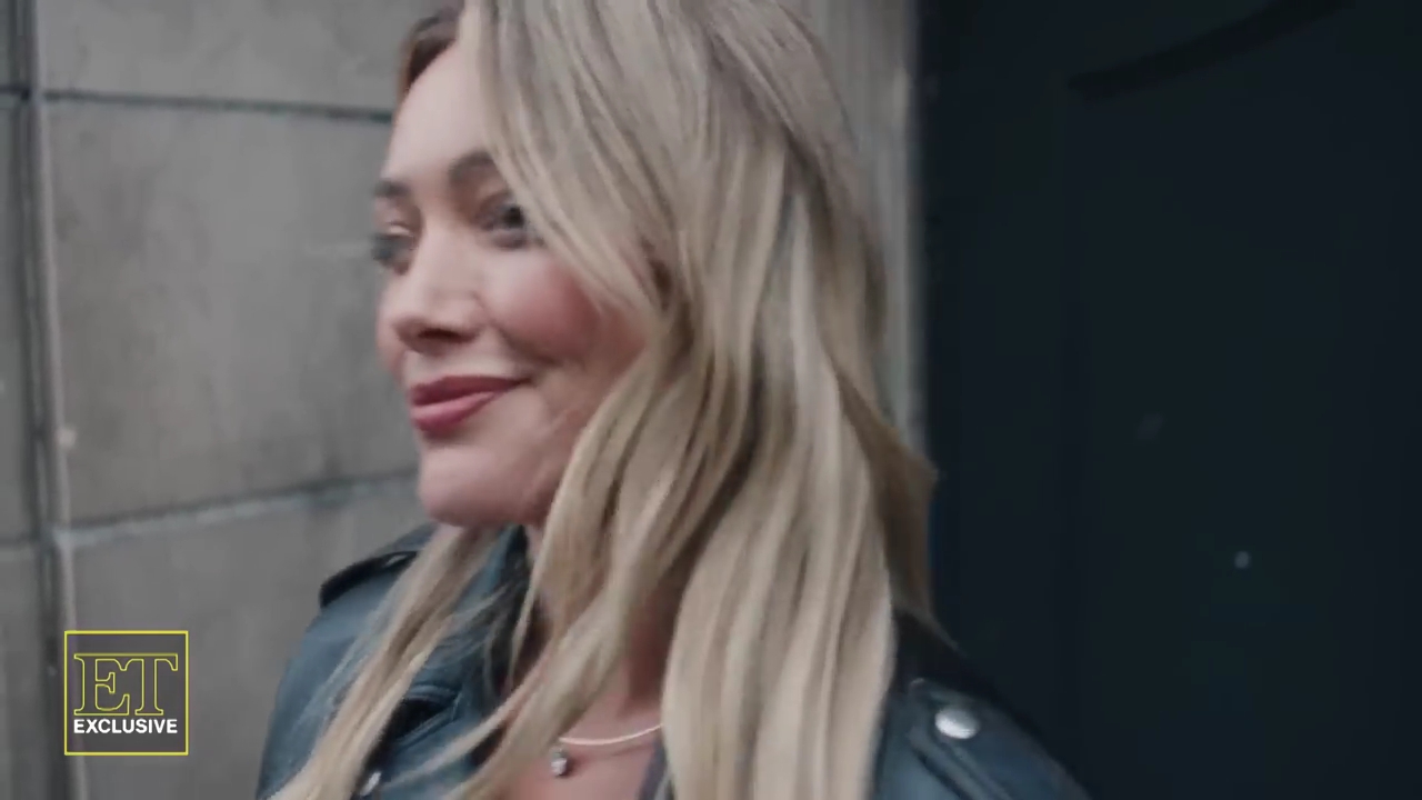 DailyDuff-dot-nl_2025ET-BehindTheScenesofRoommatesClip0303.jpg DailyDuff-dot-nl_2025ET-BehindTheScenesofRoommatesClip0303.jpg