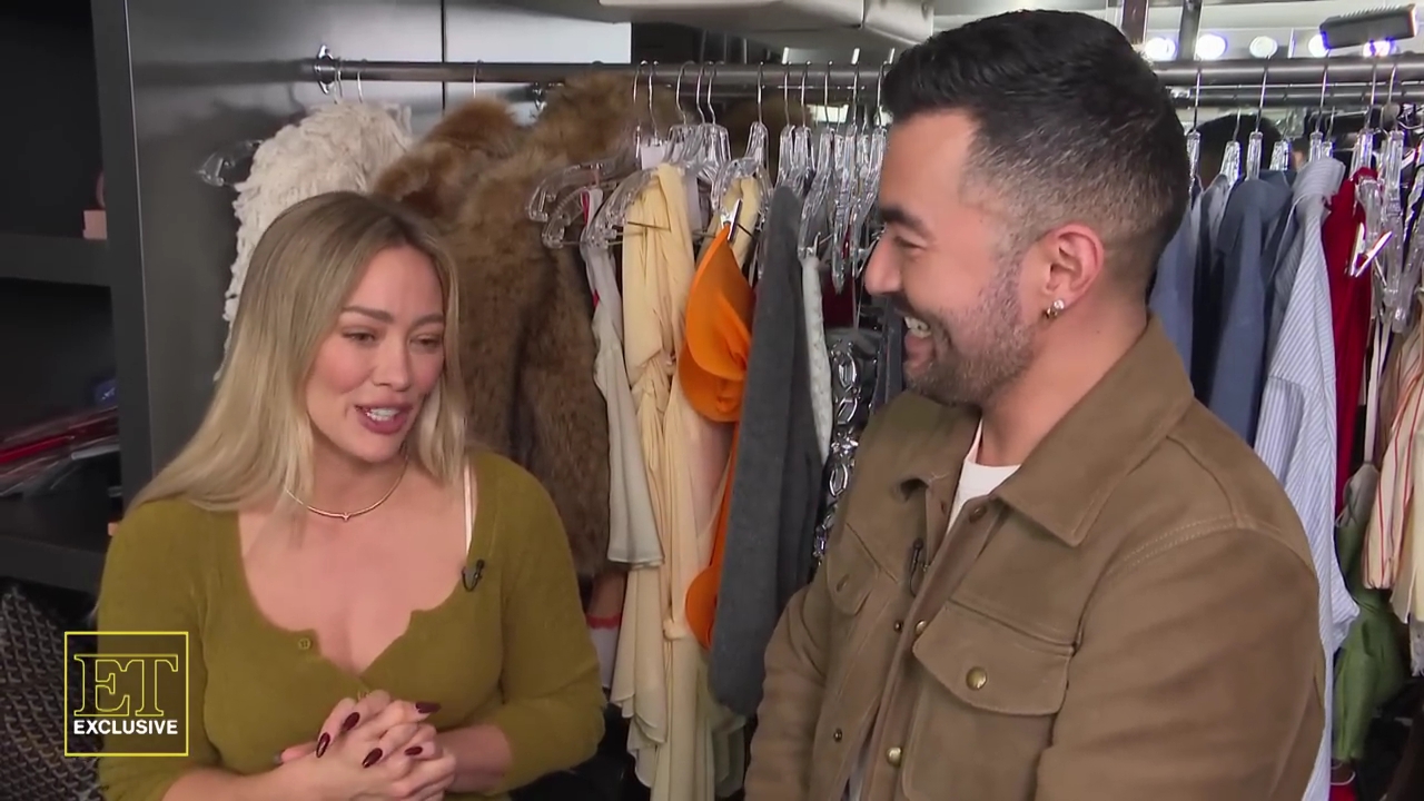 DailyDuff-dot-nl_2025ET-BehindTheScenesofRoommatesClip0329.jpg DailyDuff-dot-nl_2025ET-BehindTheScenesofRoommatesClip0329.jpg