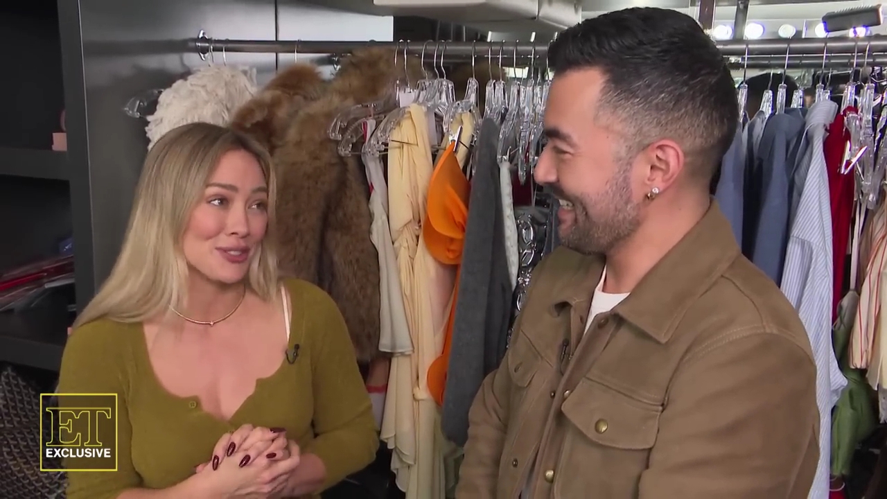 DailyDuff-dot-nl_2025ET-BehindTheScenesofRoommatesClip0330.jpg DailyDuff-dot-nl_2025ET-BehindTheScenesofRoommatesClip0330.jpg