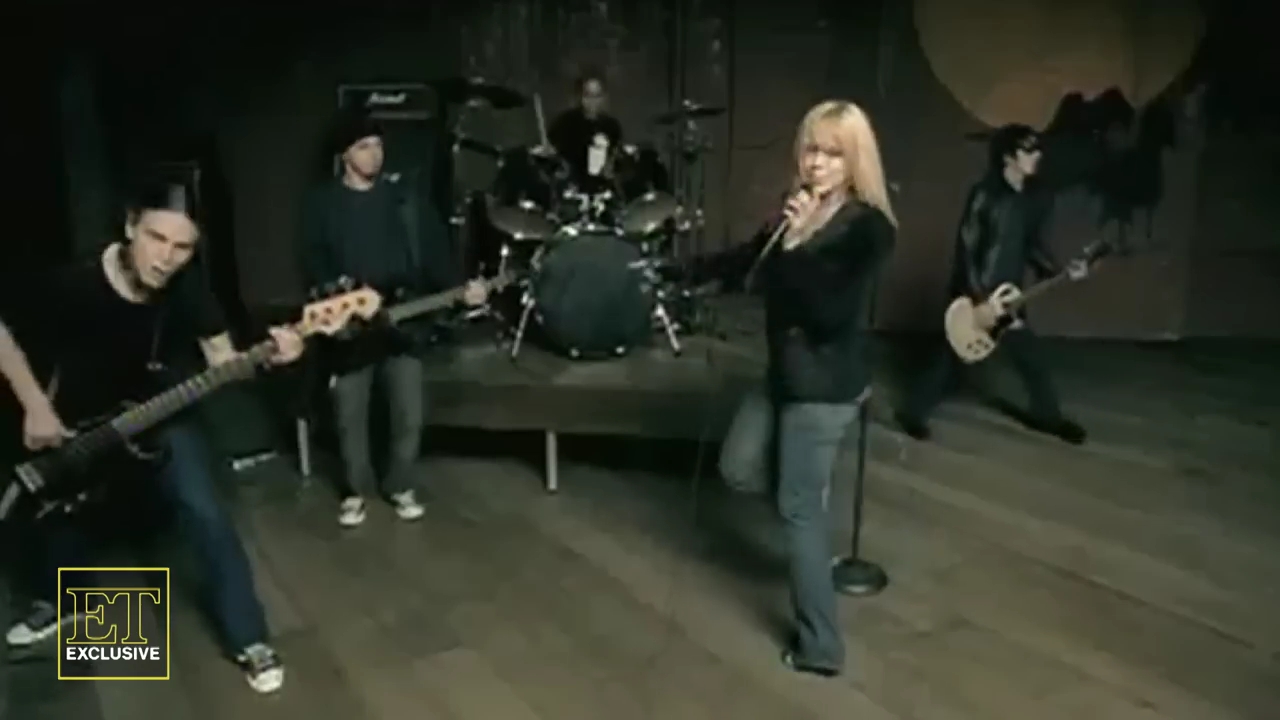 DailyDuff-dot-nl_2025ET-BehindTheScenesofRoommatesClip0386.jpg DailyDuff-dot-nl_2025ET-BehindTheScenesofRoommatesClip0386.jpg