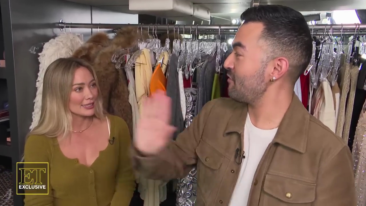 DailyDuff-dot-nl_2025ET-BehindTheScenesofRoommatesClip0440.jpg DailyDuff-dot-nl_2025ET-BehindTheScenesofRoommatesClip0440.jpg