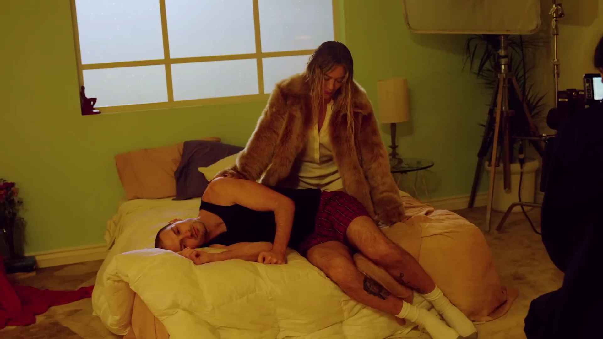 Daily-Duff-dot-NL-Roommates-BehindTheScenes0295.jpg Daily-Duff-dot-NL-Roommates-BehindTheScenes0295.jpg