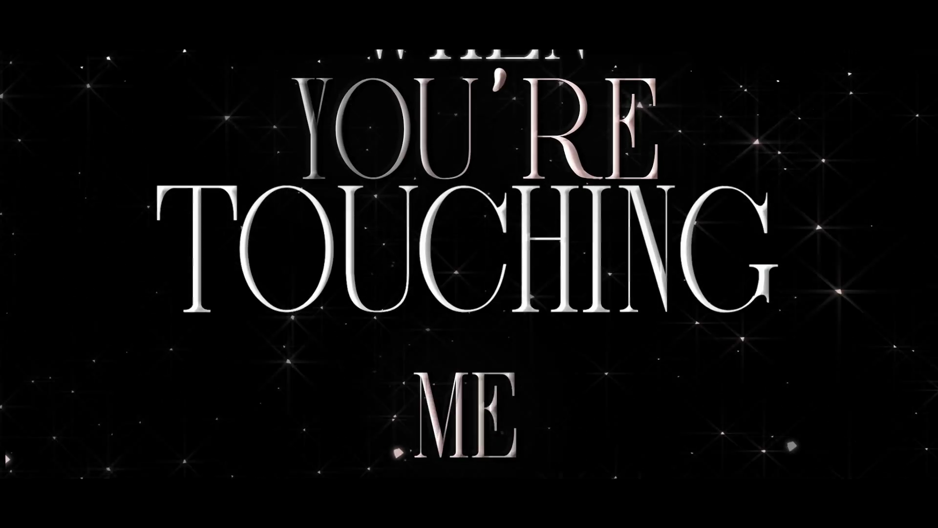 DailyDuff_nl-Sparks_Lyricsvideo0153.jpg DailyDuff_nl-Sparks_Lyricsvideo0153.jpg